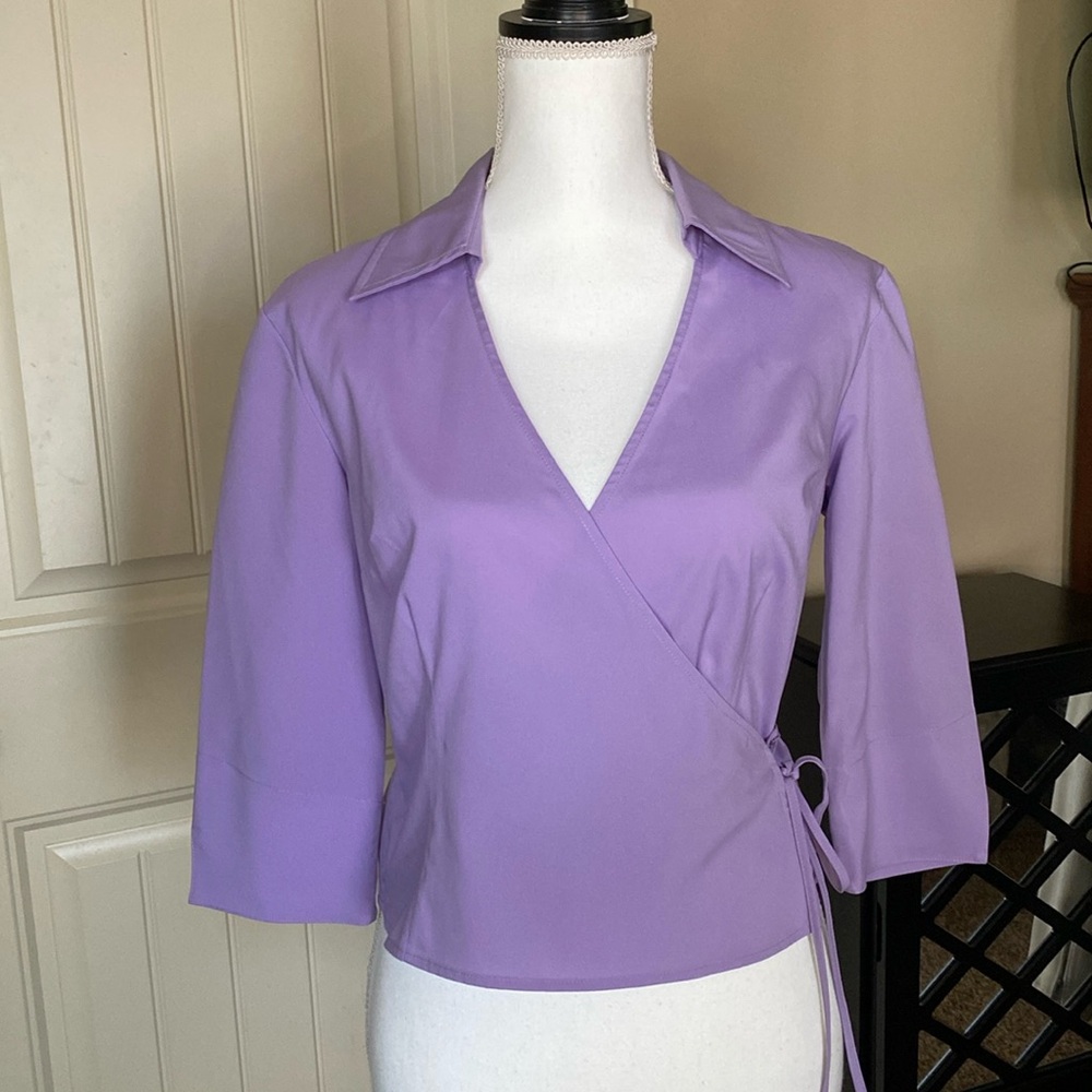 ‼️BOGO‼️ second item 75% off. Express wrap blouse